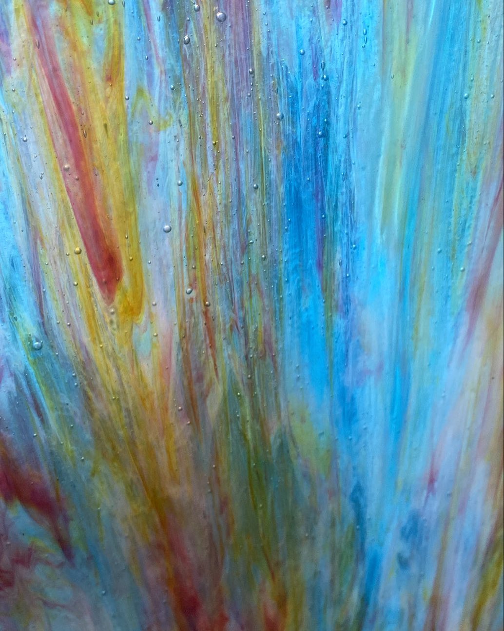 Auch im Bereich der Kunstverglasung leben wir unsere kreative Ader aus.
#kunstverglasung #meisterbetrieb #glaserei #glas #art #handarbeit #glasermeister #wienerneustadt #niederösterreich #fachbetrieb